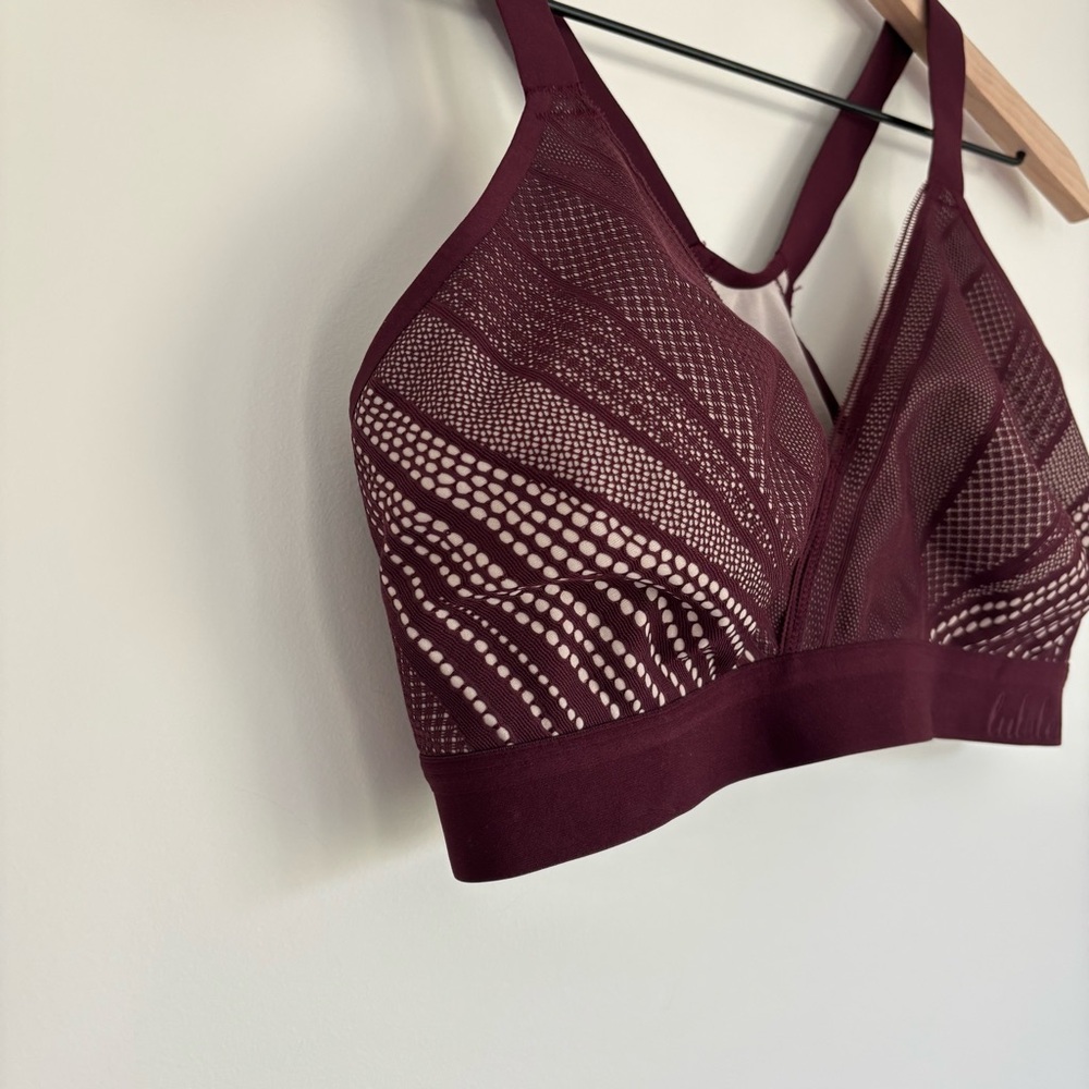 Lululemon Awake to Lace Bra 34E in Garnet Red and Beige - Picture 3 of 10